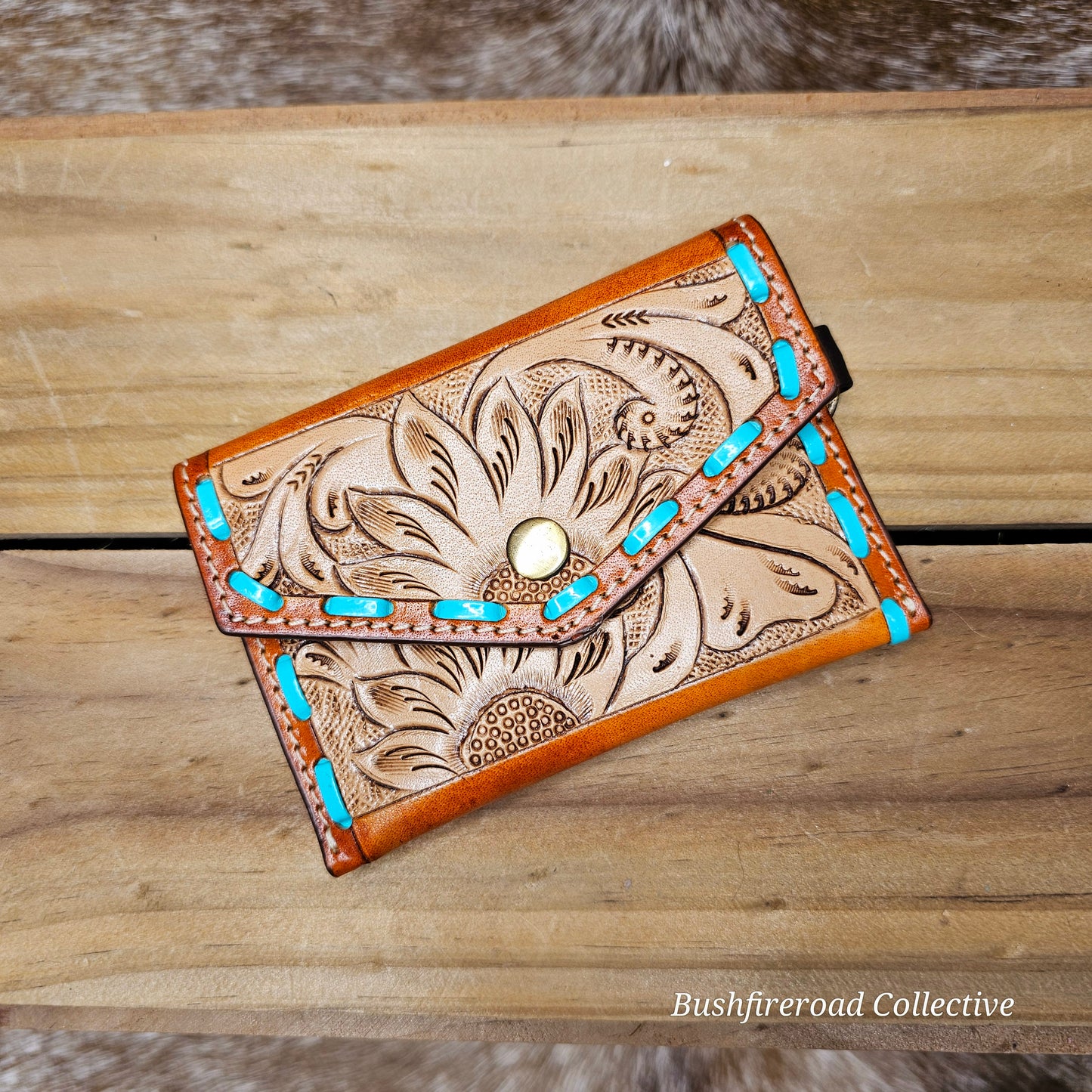 Tooled Keyring Purse