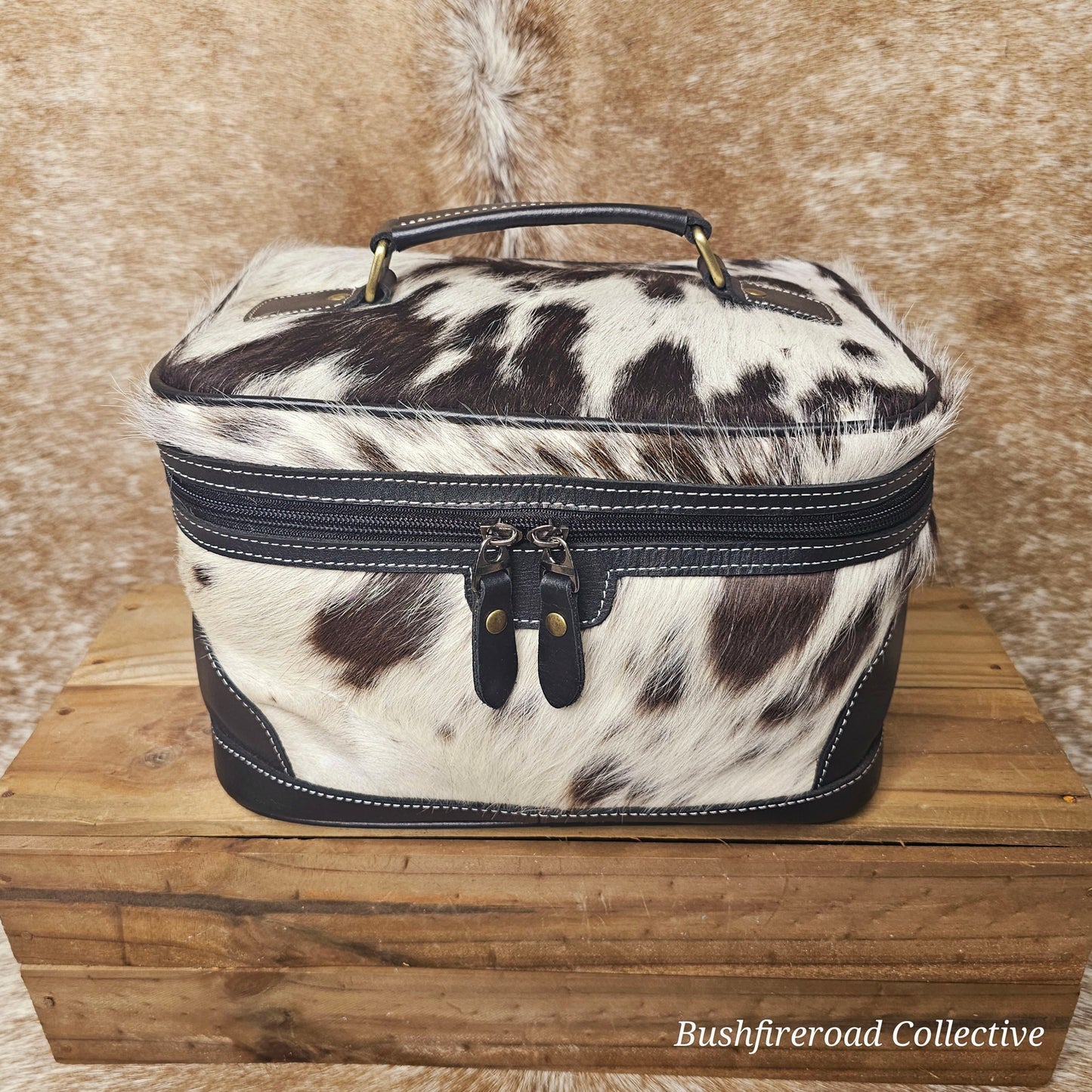 Signature Make-Up Bag 💄