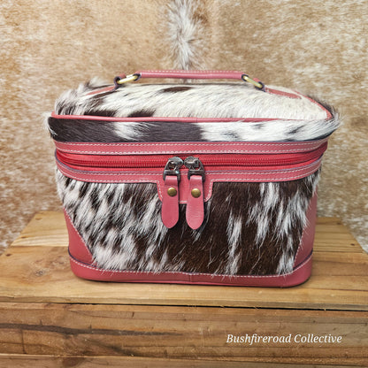 Signature Make-Up Bag 💄