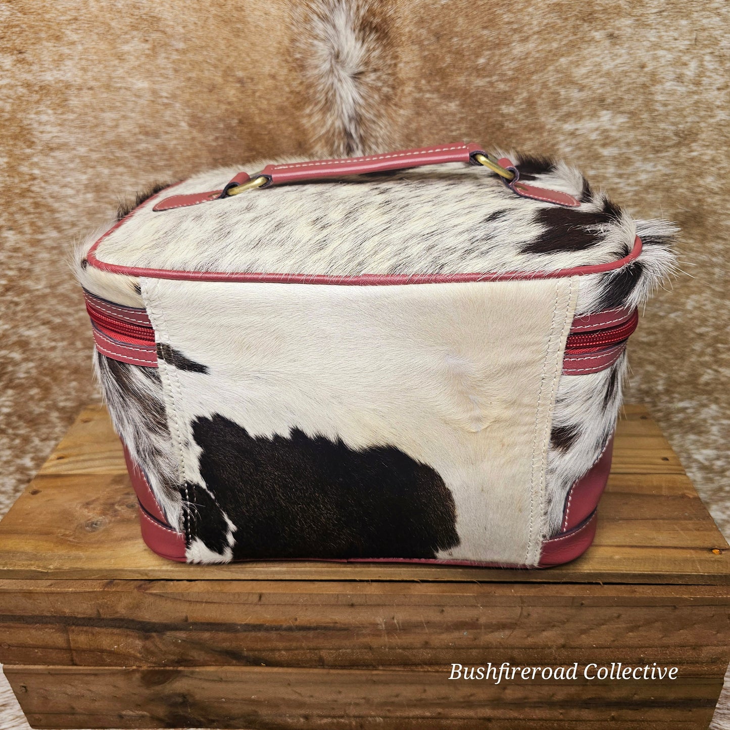 Signature Make-Up Bag 💄