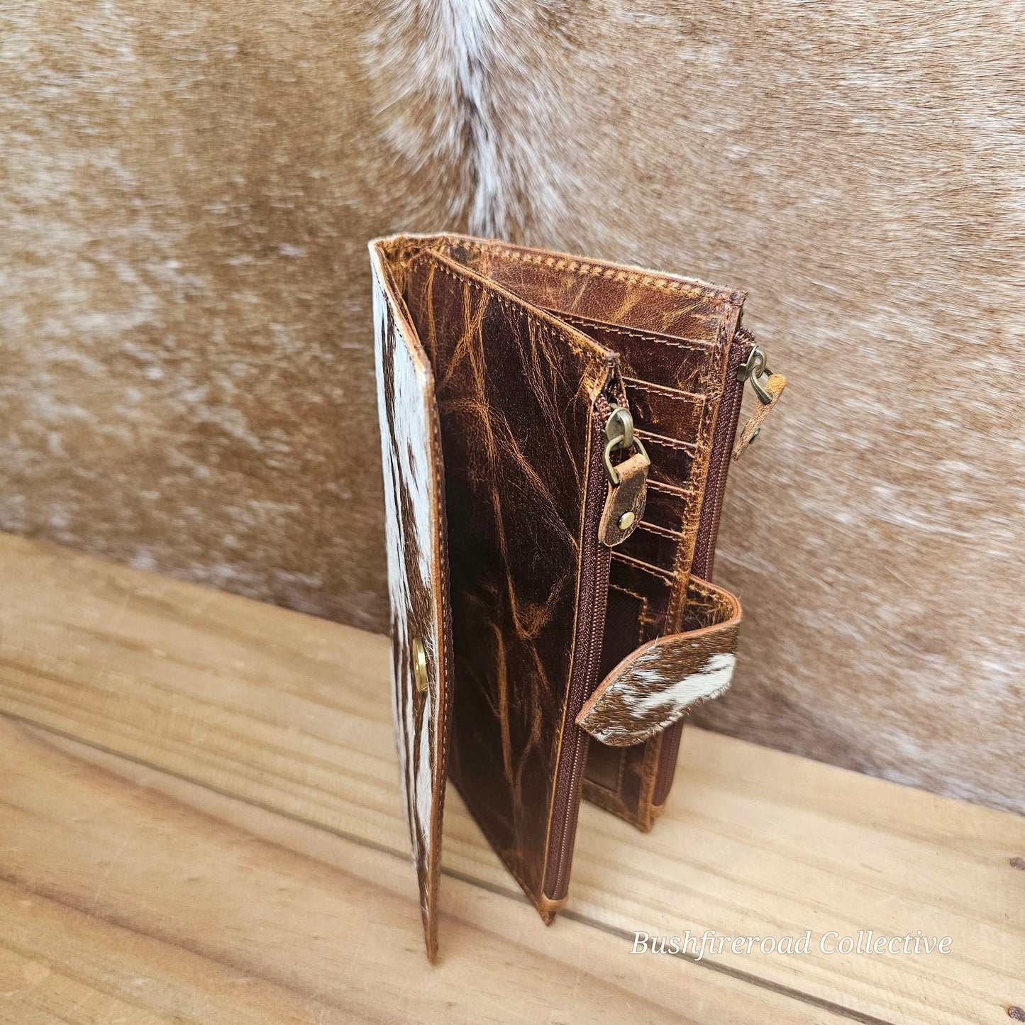Selena Phone Wallet