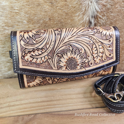 Kathy Wallet
