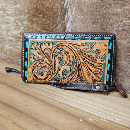 Shanae Clutch Wallet