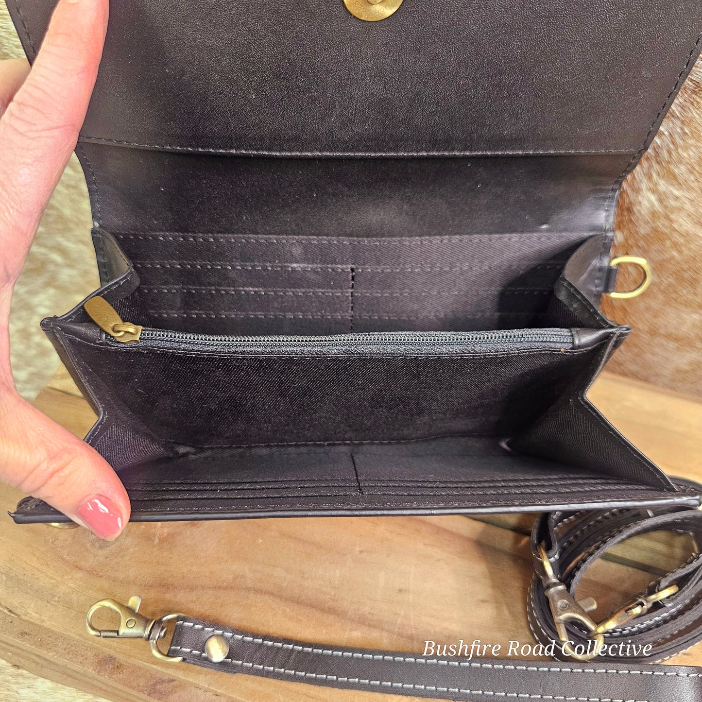 Kathy Wallet