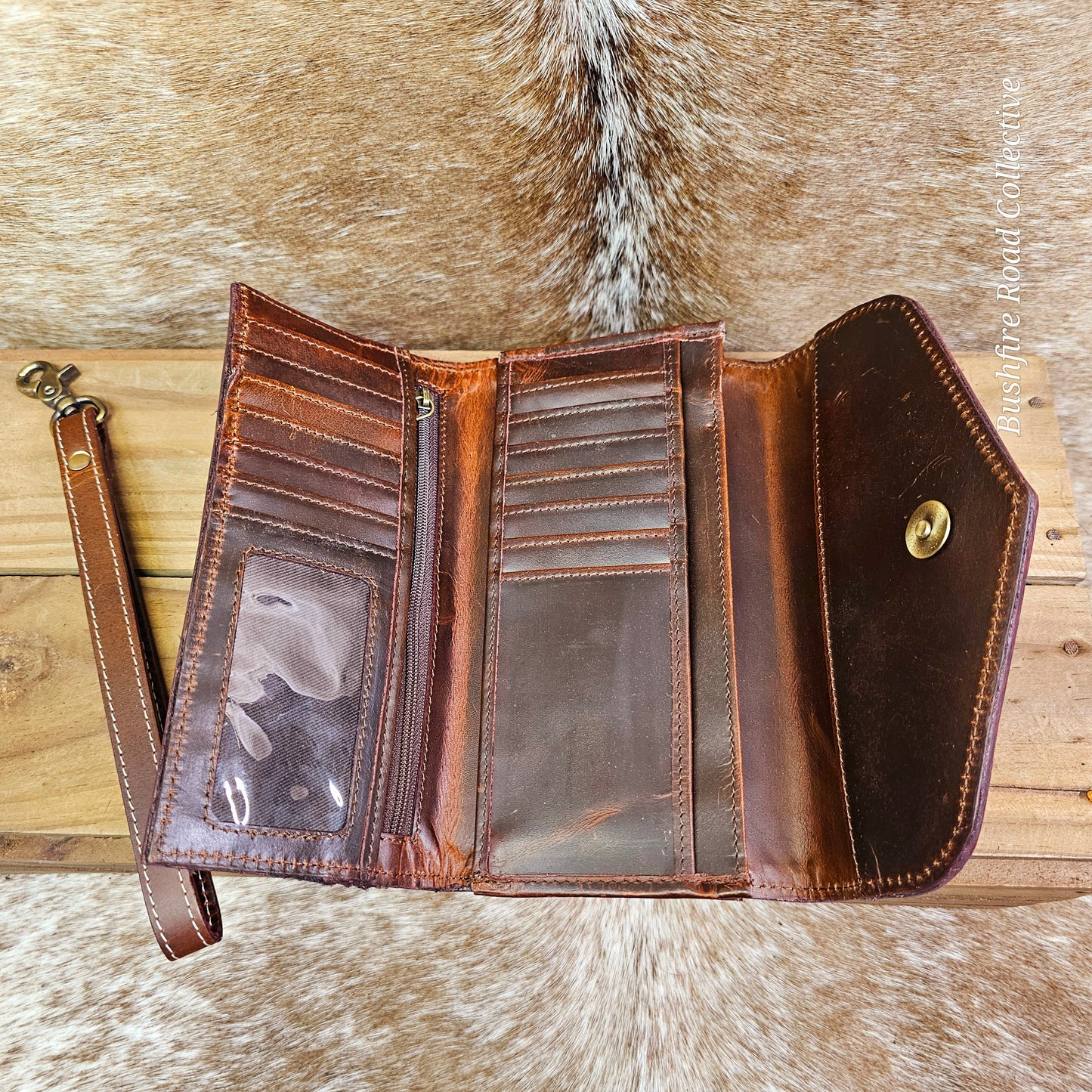 Daisy Ridge Cowhide Bag Set