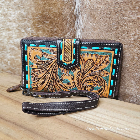 Shanae Clutch Wallet
