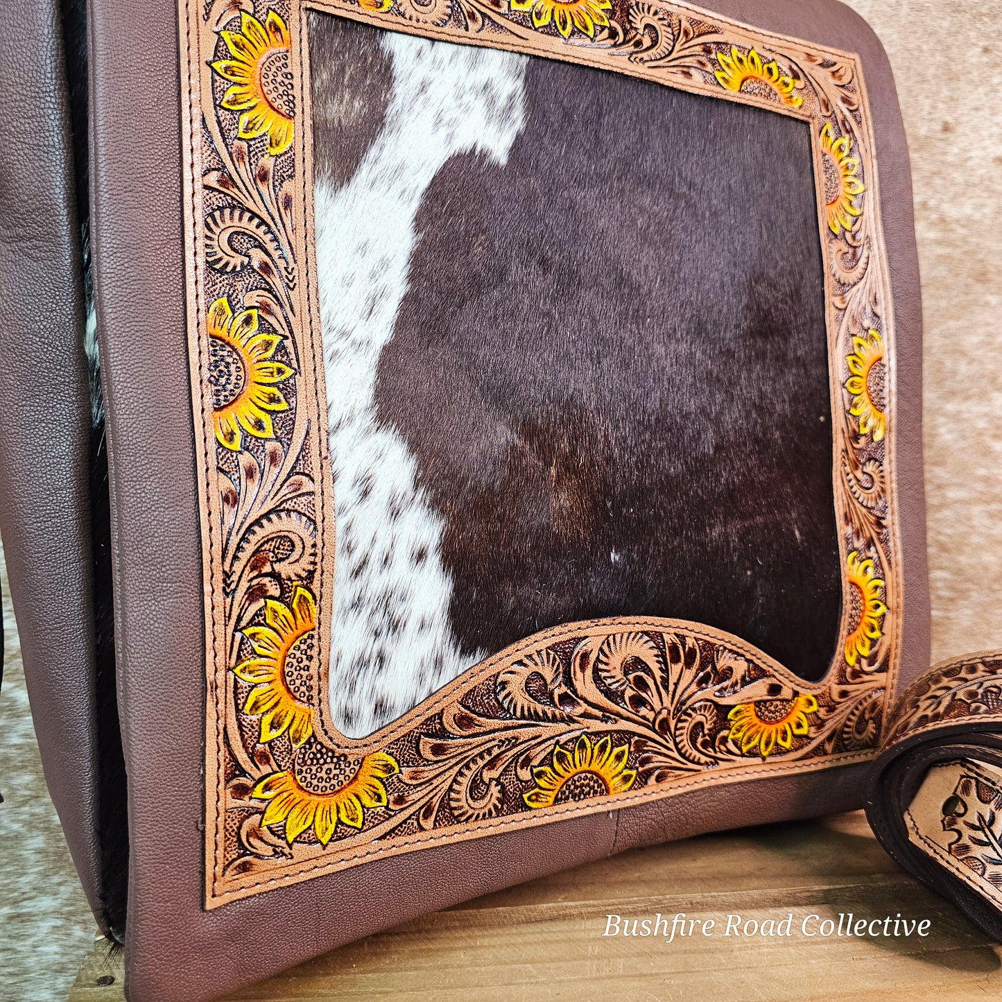 🐝 Himari Shoulder / Laptop Bag