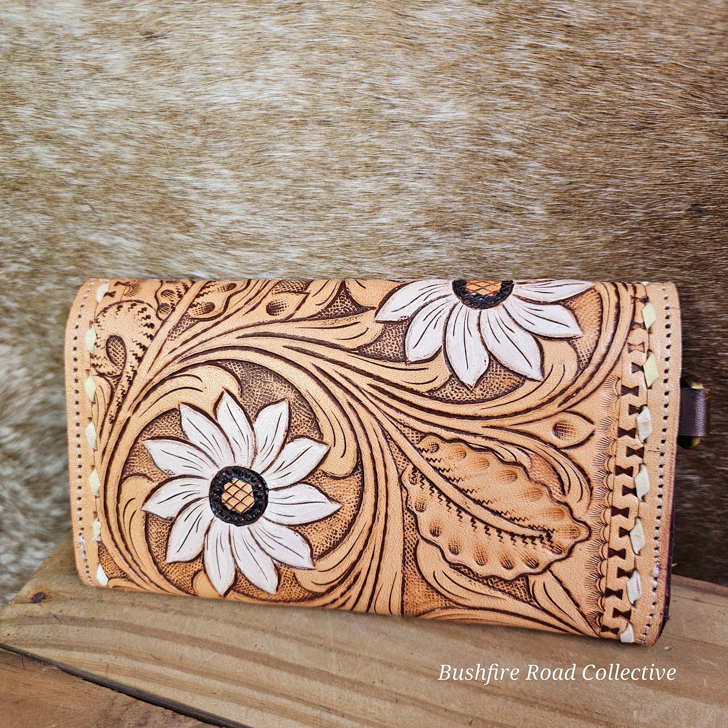 Daisy Ridge Cowhide Bag Set